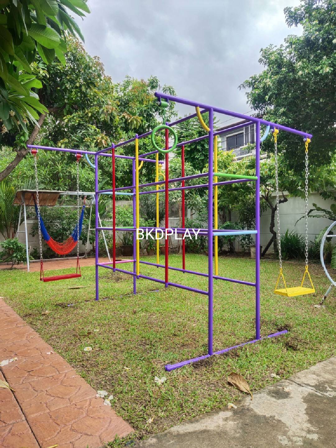 ชุดรวมM เครื่องเล่นสนามกลางแจ้ง เครื่องเล่นสนามแบบเหล็ก ประกอบด้วยชิงช้าปีนป่ายบาร์โหน OutdoorPlayground,ผลิตเครื่องเล่นสนาม,สนามเด็กเล่น,เครื่องเล่นงบสพฐ.ประชารัฐ ราคาโรงงาน ขนาด 150x195x188 ซม.