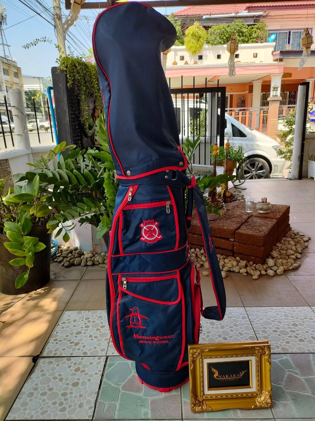 ถุงกอล์ฟเพจกวิ้น MUNSINGWEAR