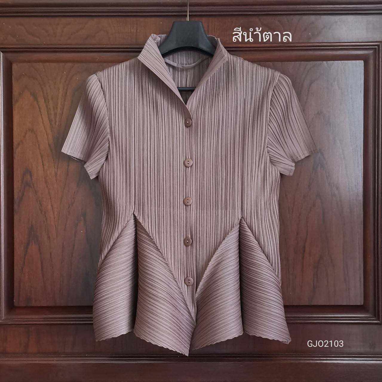 2MUAY รุ่น GJO2103 เสื้ออัดพลีทคุณภาพ SHORT SLEEVE VOLUMN PLEATED TOP 12สี FREE SIZE