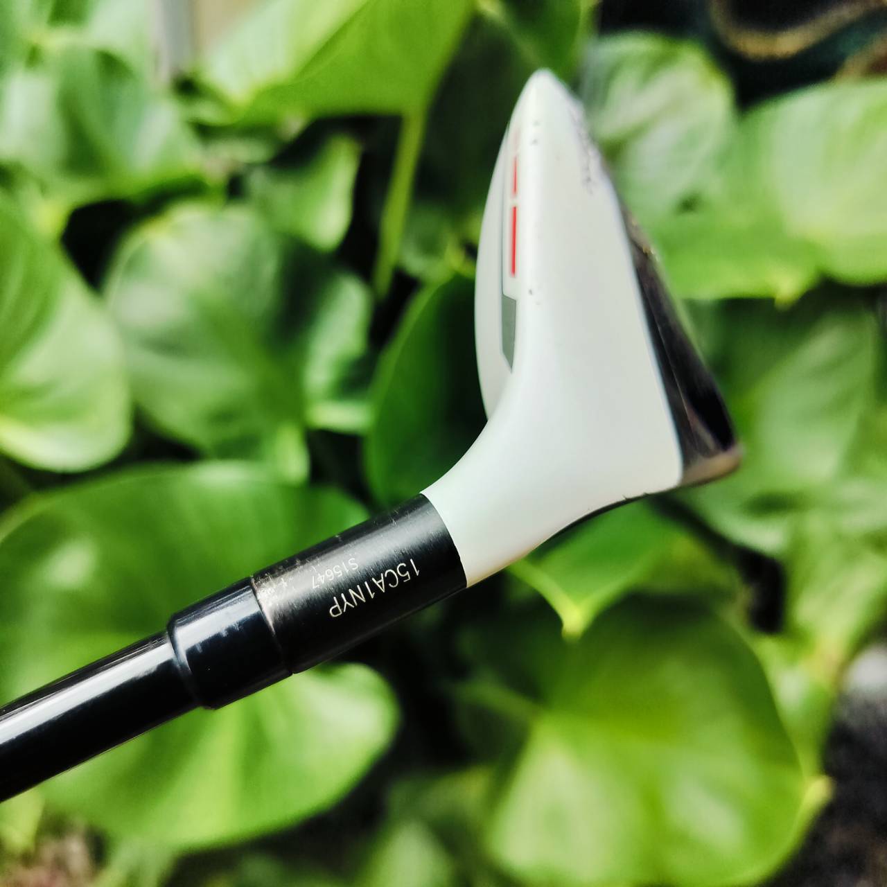 UT3 Taylormade BURNER SUPERFAST 2.0 องศา 18 ก้าน FUBUKI FLEX R ตีง่ายแบบมากๆ หัวยื่นไปด้านหลัง ทำให้ M.O.I.สูงขึ้น ตีไกลมากๆ และพื้น SOLE ออกแบบได้ดีมาก ไม้กอล์ฟพรีเมี่ยมมือสอง ของแท้ By NakaraLuxurious