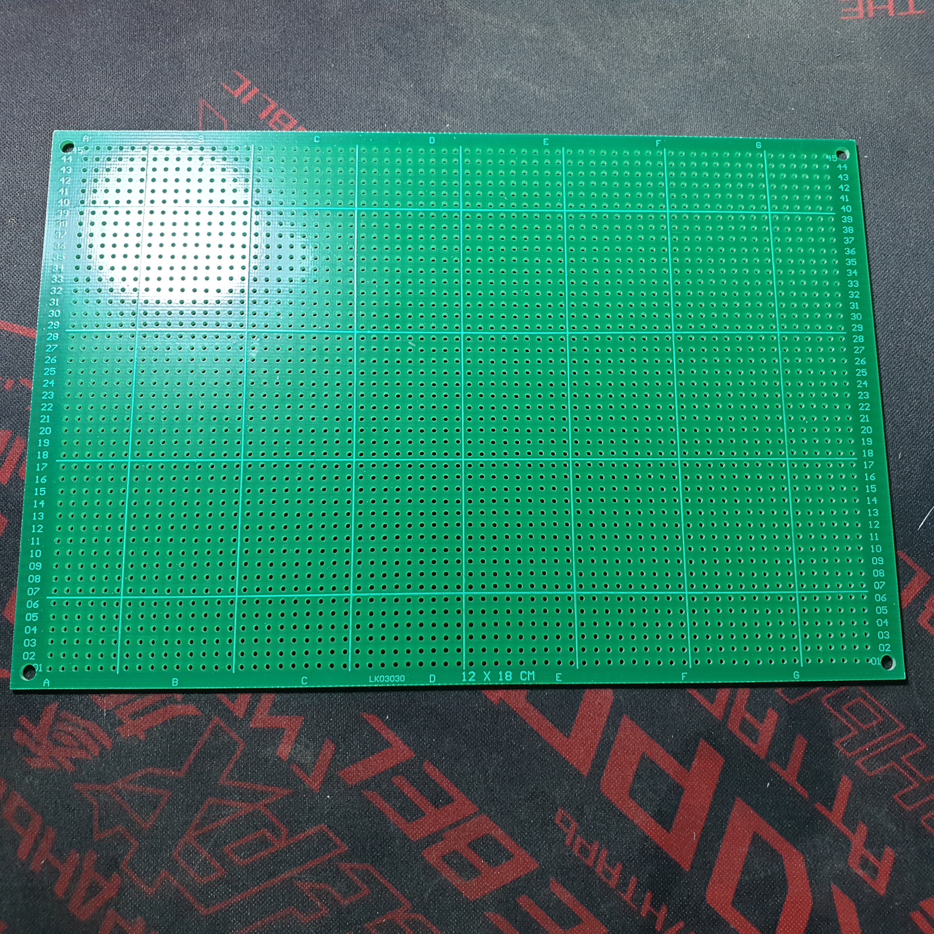 แผ่น PCB 12x18 cm หน้าเดียว FR-4 2.54mm Single Side Prototype PCB Printed Circuit Board Perfboard
