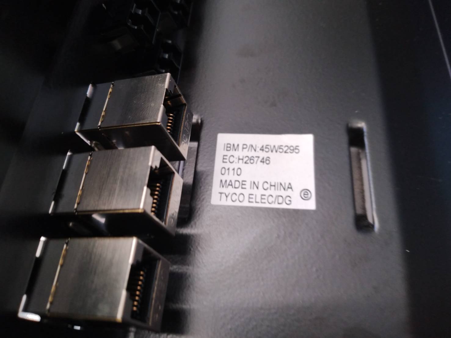 IBM RACK XIV PATCH PANEL 45W5296 45W5295 COMPLETE PANEL 45W0905 45W0904