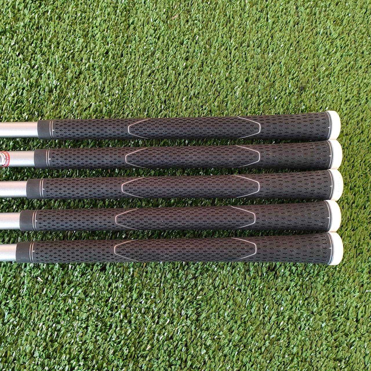 ชุดเหล็ก TAYLORMADE M GLOIRE RIBCOR HT มีเหล็ก 6-9 เเละ PW ก้าน FUJIKURA SPEEDER EVOLUTION FLEX R ทั้งชุด