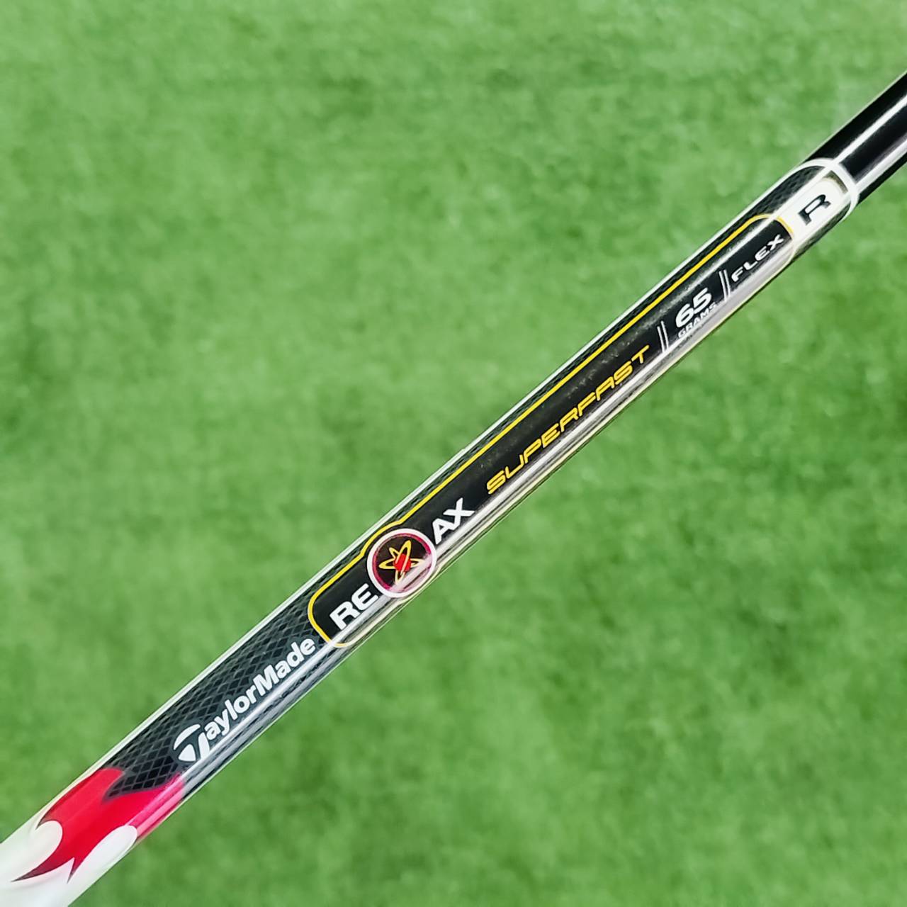HYBRID4 TAYLORMADE BURNER RESCUE องศา 22 ก้าน RE*AX SUPERFAST FLEX R รุ่นนี้กระดองเคฟล่า และวางจุด CG ไว้ที่ตำแหน่งดีมาก ไม้กอล์ฟพรีเมี่ยมมือสอง ของแท้ By NakaraLuxurious