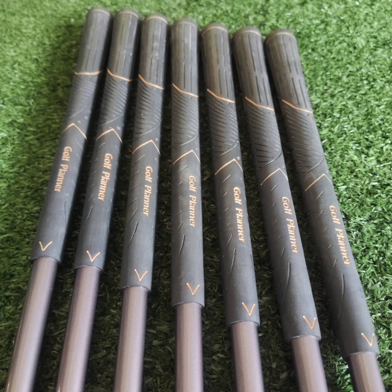 ไม้กอล์ฟผู้หญิง ชุดเหล็ก GOLF PLANNER NOULI จากญี่ปุ่น หน้าเด้ง ตีง่าย ลูกลอยสูง ตีสบายๆก็ไกล