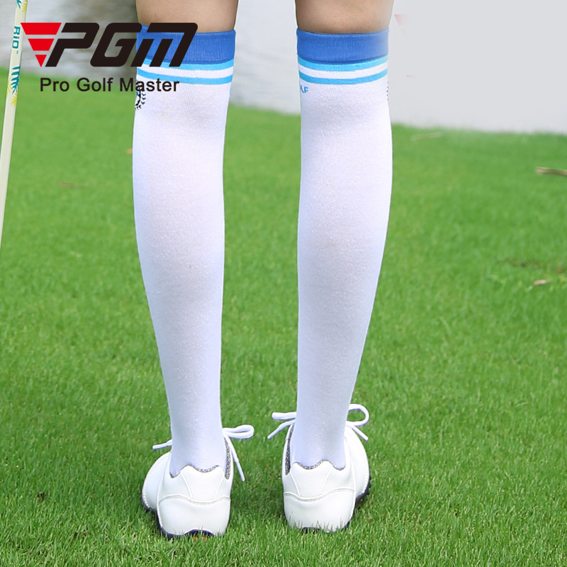 ถุงเท้ากอล์ฟแบบยาว WOMEN ‘S SOCK PGM WZ005 ผลิตจากวัสดุเกรดเอ ใส่นุ่มสบาย ยืดหยุ่นได้ดี ไม่อับชื้น (1 pair)