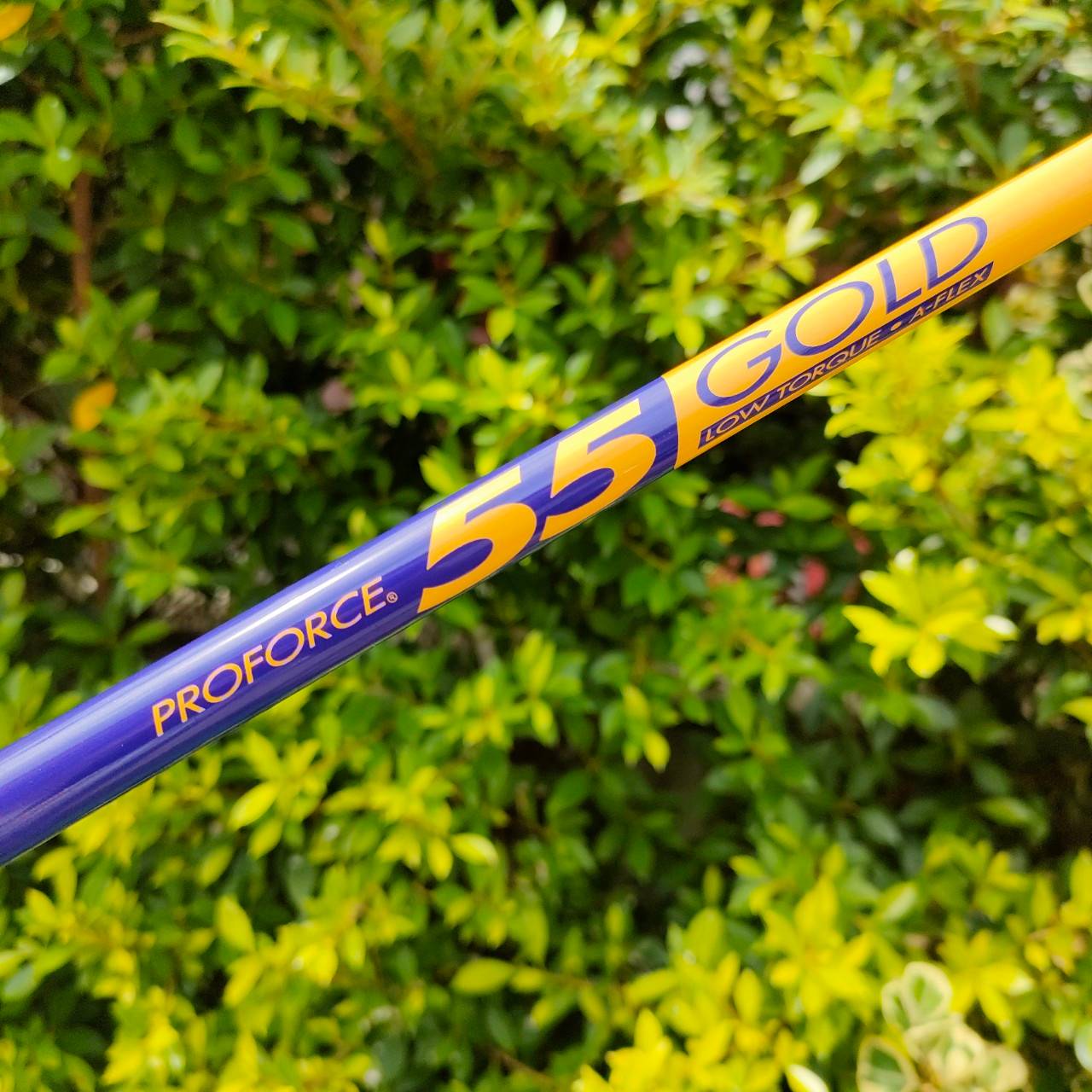 DRIVER TAYLORMADE R580 องศา 10.5 ก้าน UST รุ่น PROFORCE 55 GOLD FLEX A รุ่น 580 เป็นรุ่นที่หัวใหญ่สุด ตีง่ายสุดในซีรี่!! ไม้กอล์ฟมือสอง ของแท้ BY NakaraLuxurious