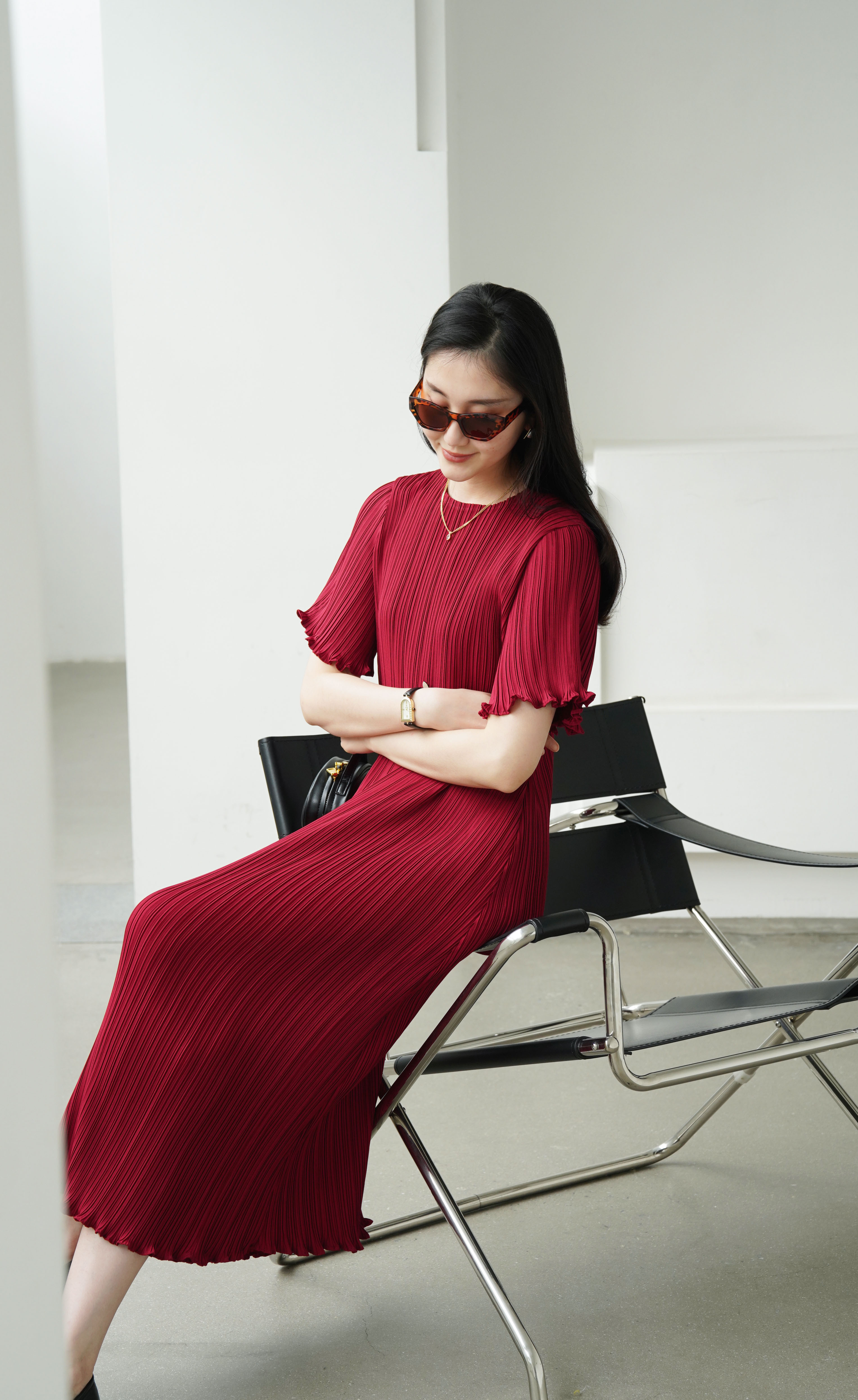 ปรับราคาลง20%!! 2MUAY รุ่น GJO5323 เดรสพลีทคุณภาพ GLAM SHORT SLEEVE PLEATED DRESS 7 สี FREE SIZE