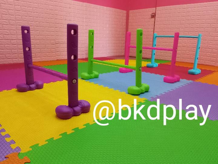 ราวกระโดดรองเท้ายักษ์ 1/4 ชิ้น ,ของเล่นเด็ก, ของเล่นเสริมพัฒนาการ,สินค้าพรอมส่ง