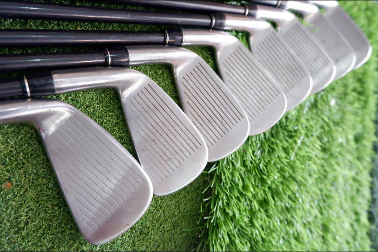 IRON SET Taylormade 320