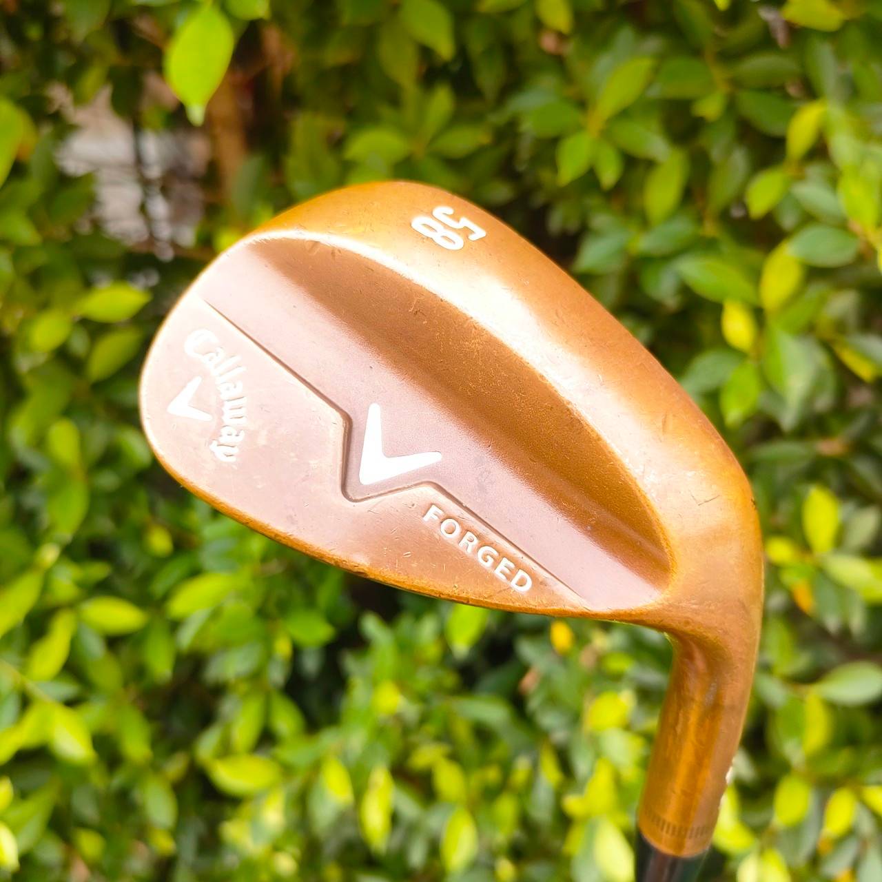 WEDGE CALLAWAY V FORGED COPPER องศา 58 ก้าน DYNAMIC GOLD S200 เป็นสุดยอด FORGED ทองแดง วัสดุที่หายากมาก ในยุคนี้ ฟีลลิ่งที่จะไม่ได้จาก WEDGE ตัวไหน ทั้งนุ่มมากๆ คมมากๆ และแม่นยำจัดๆ ทีเด็ด!!! ไม้กอล์ฟมือสอง ของแท้ BY NakaraLuxurious