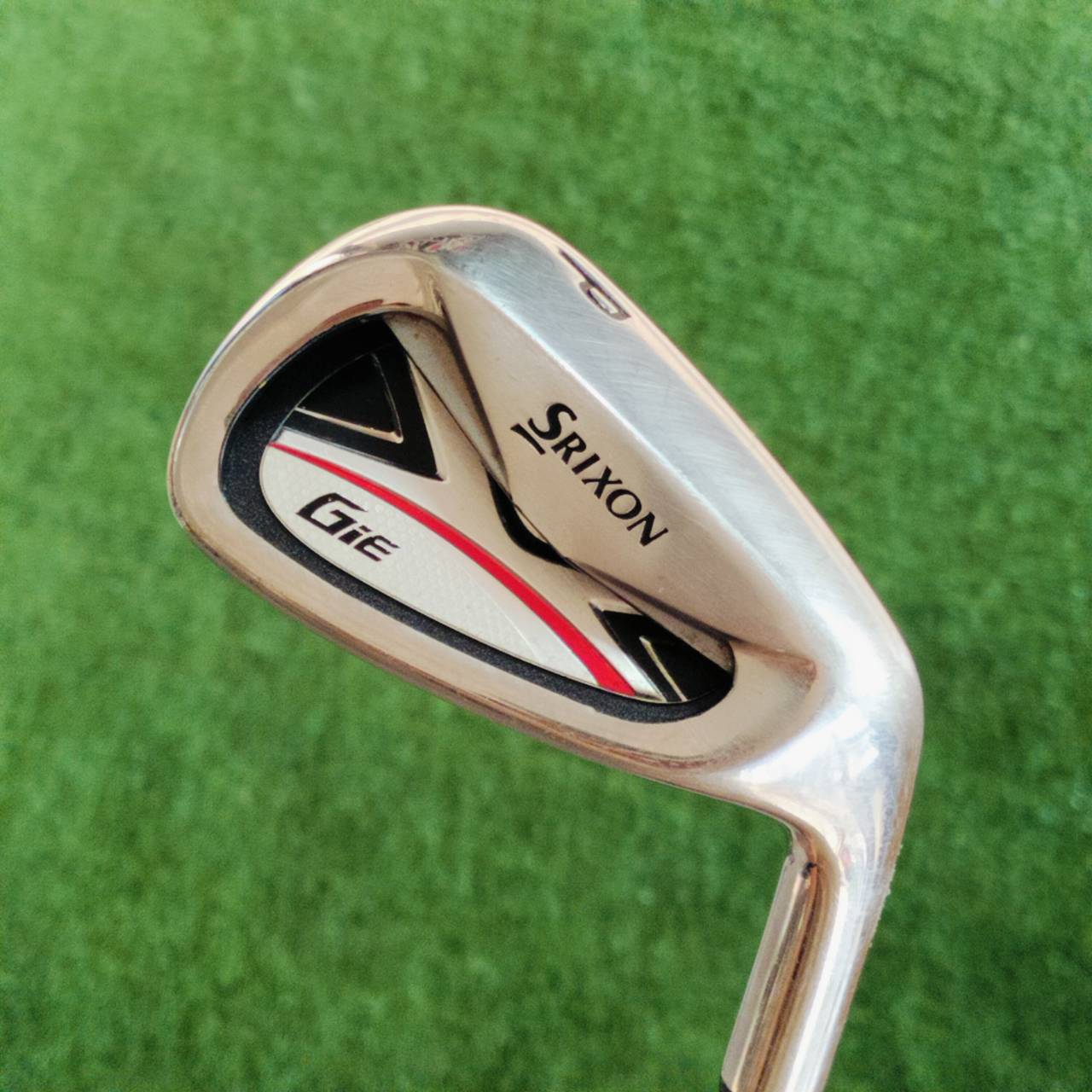 ชุดเหล็ก SRIXON GIE มีเหล็ก 5-9 เเละ PW ก้าน N.S.PRO 950 GH FLEX S เหล็กใบใหญ่ ตีง่ายมาก และช่วย เรื่องระยะอย่างมาก ก้านเหล็กเบา เพียงแค่ 95 กรัม สามารถเร่งสปีด เพิ่มระยะได้มากขึ้น ไม้กอล์ฟพรีเมี่ยมมือสอง ของแท้ By NakaraLuxurious