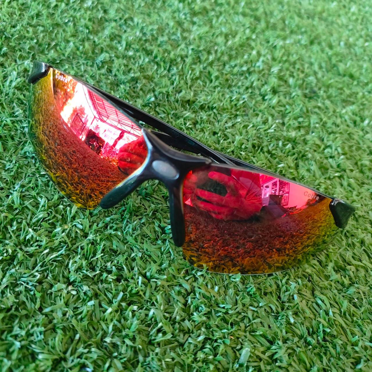 เเว่นตานักกอล์ฟ COBRA มือสอง มีเลนส์ให้เปลี่ยน 2 คู่ all in one sunglasses สภาพสวยเดิม อุปกรณ์ยกชุด ไม้กอล์ฟมือสอง ของแท้ BY NakaraLuxurious