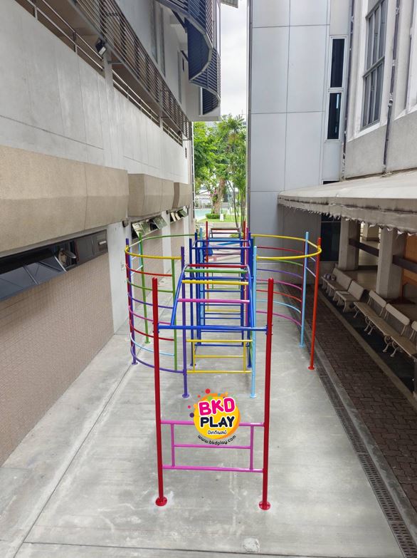 เครื่องเล่นสนามกลางแจ้ง สำหรับเด็กประถม ชุดปีนป่ายรวม บาร์โหนแสนสนุก ปีนป่ายเหล็ก เครื่องเล่นสนามเหล็ก รวม OutdoorPlayground, ราคาโรงงาน