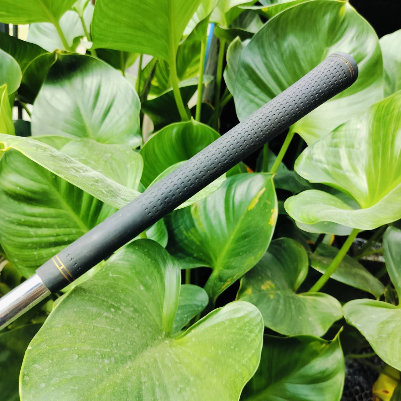 CHIPPER PERRYGEAR PRO เป็นการวางน้ำหนักแบบ TOE HEEL สองจุดสุดบล๊านซ์เลยค่ะ เล่นข้างกรีน ชิพแอนด์รันเล็งไลน์ดีๆ ไม้กอล์ฟพรีเมี่ยมมือสอง ของแท้ By NakaraLuxurious