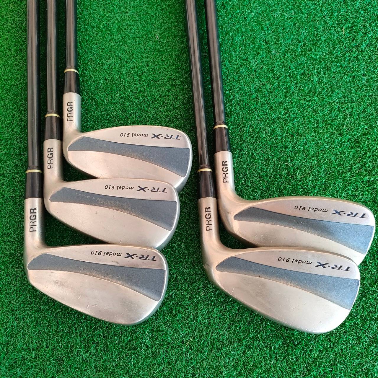 ชุดเหล็ก PRGR TR-X 910 มีเหล็ก 6 - 9 PW 5ชิ้น ก้าน 060 SPEC PRGR M-40 ชุดเหล็กสุดพรีเมี่ยมจากญี่ปุ่น