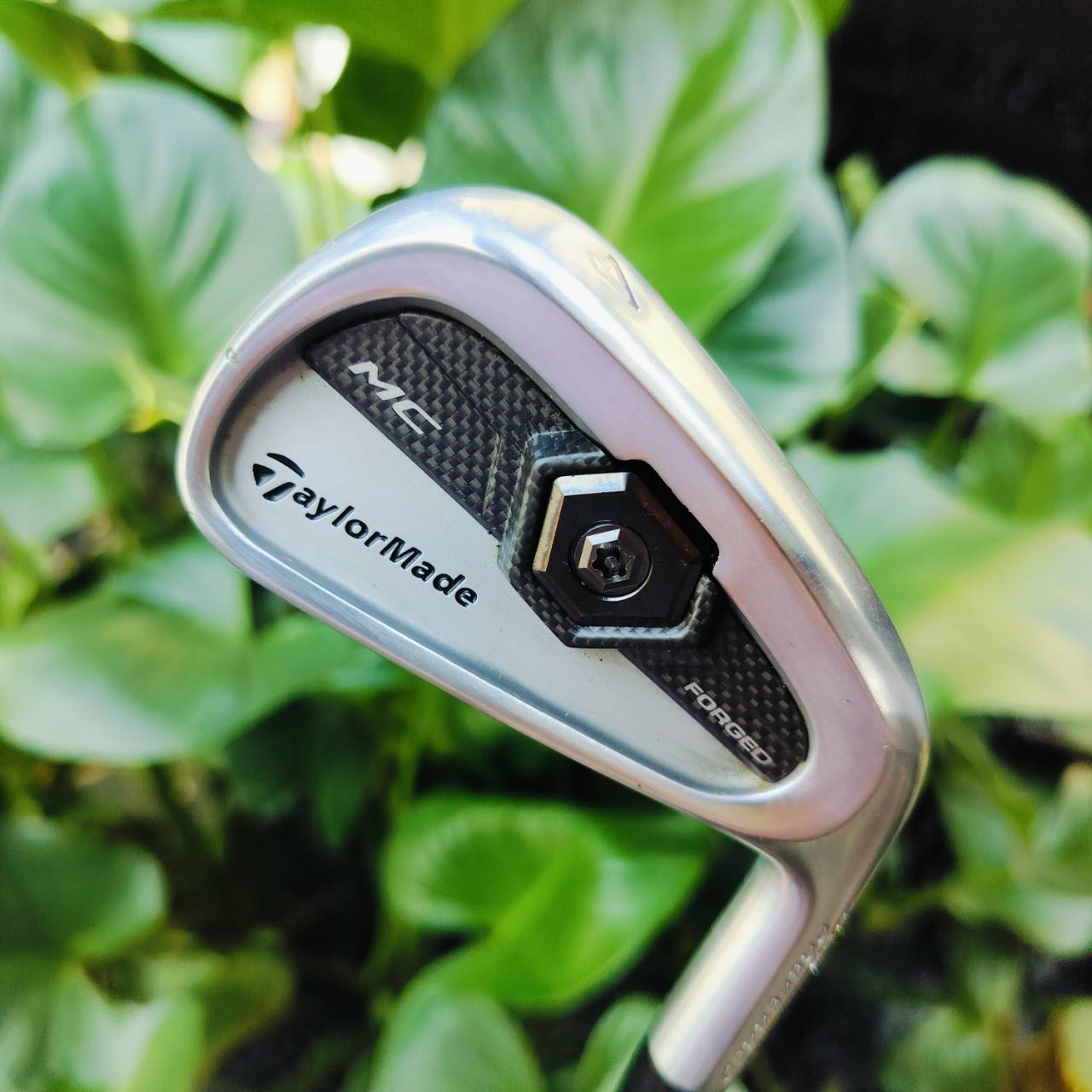 เหล็ก 4 Taylormade MC FORGED เป็นเหล็ก FORGED สุดนุ่มและมี CAVITY เพื่อให้ตีง่ายมากขึ้น ไม้กอล์ฟพรีเมี่ยมมือสอง ของแท้ By NakaraLuxurious