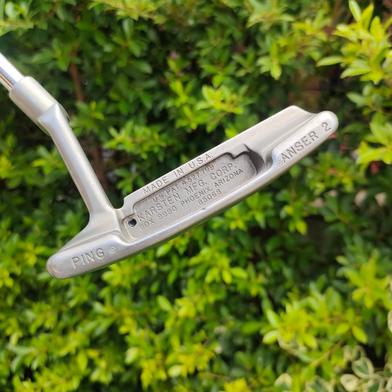 PUTTER PING ANSER2 ความยาว 35 นิ้ว จุดดำ เป็นไลน์ที่เท่ากับพัตเตอร์ มาตรฐานทั่วไป สวยนางฟ้า กริพเดิมๆ การออกแบบและ วัสดุดีมาก ไม้กอล์ฟมือสอง ของแท้ BY NakaraLuxurious