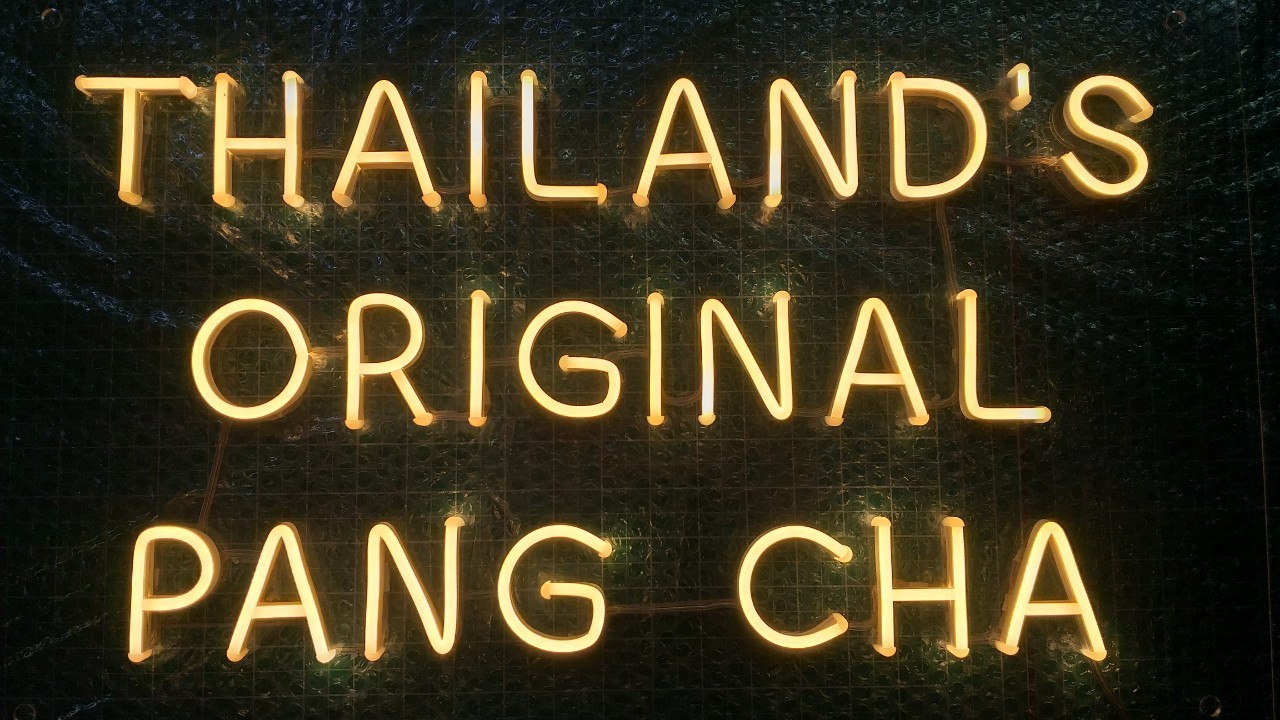 ป้ายไฟนีออน LED อะคริลิคใสรองหลัง
