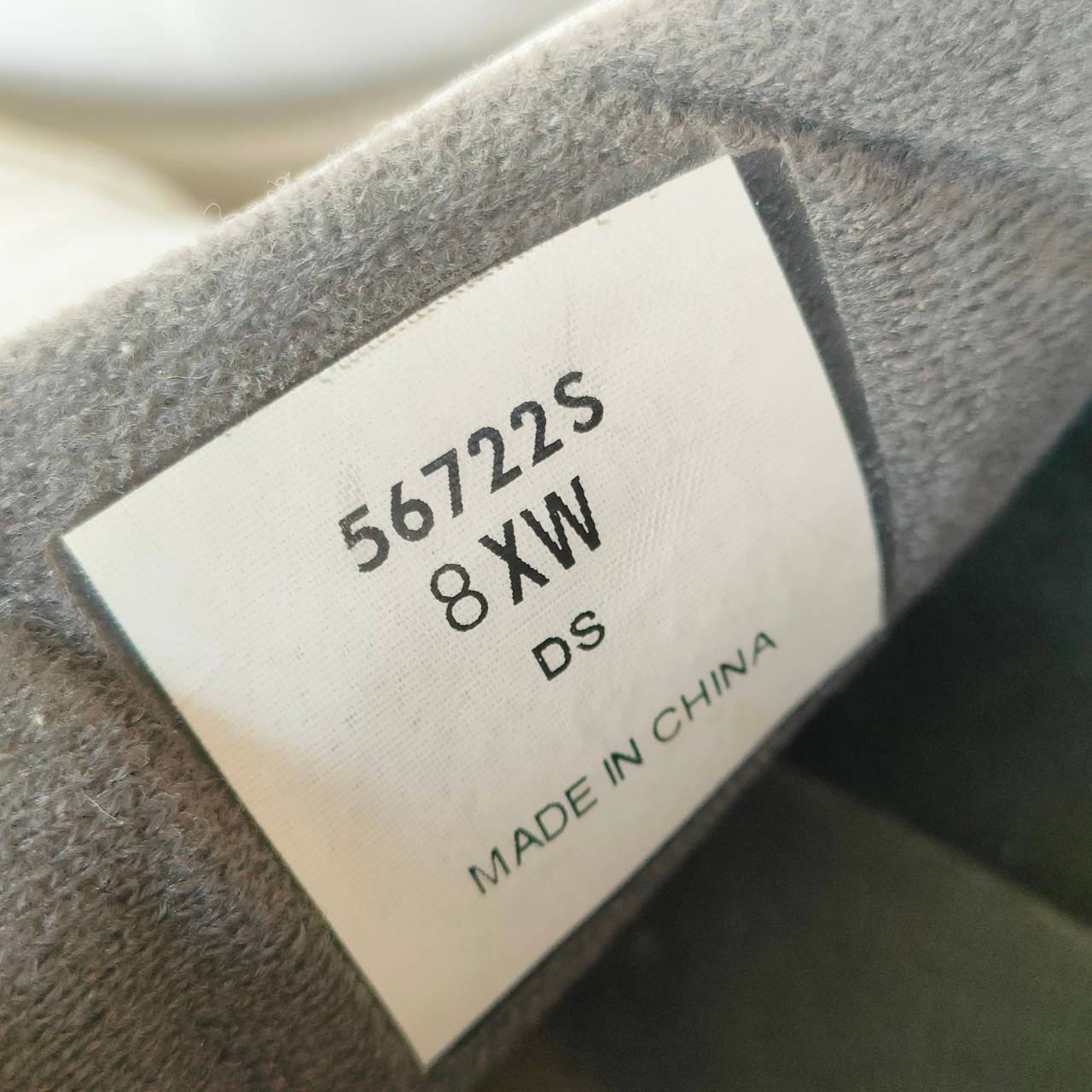 รองเท้ากอล์ฟ FJ มือสอง ขนาดไชส์ 8 XW ของแท้ สภาพใส่น้อยมาก สวยเดิมๆ ไม้กอล์ฟพรีเมี่ยมมือสอง ของแท้ By NakaraLuxurious