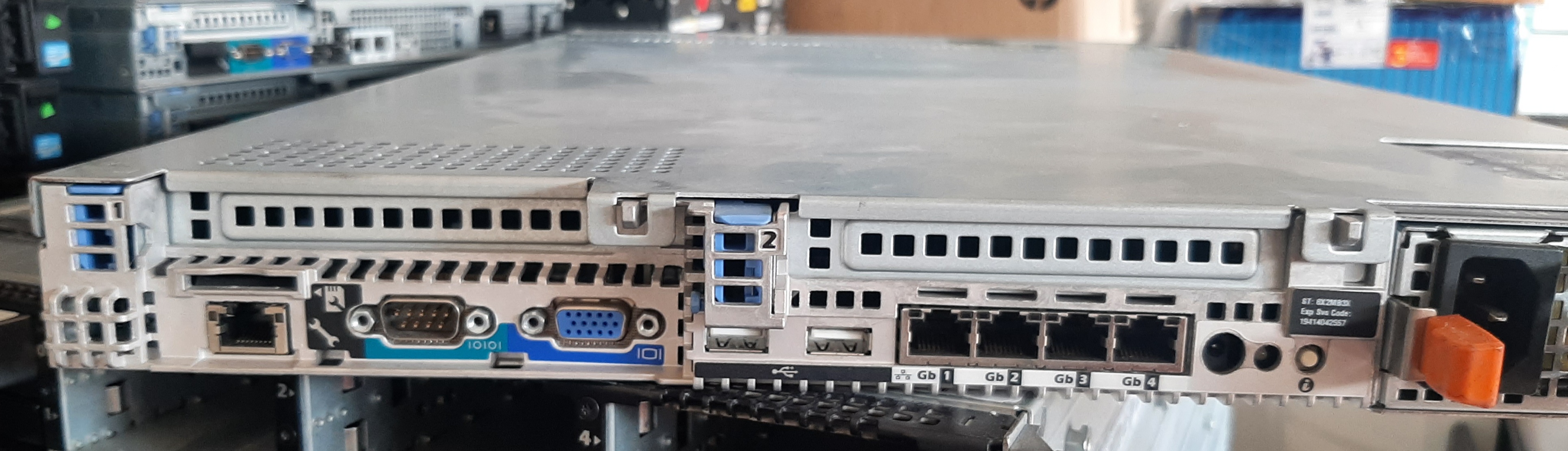 เซิร์ฟเวอร์มือสอง สภาพดี Dell PowerEdge R610 (X5650 Ram4GB HDD sas 2.5 300 GB x4 PSU x1) ประกัน 1 เดือน