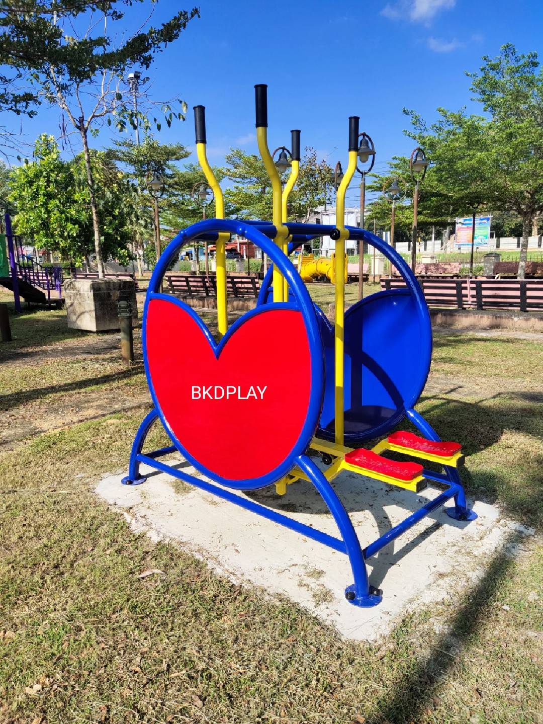 เครื่องออกกำลังกายข้อเข่า แบบคู่ ลานกีฬา อเนกประสงค์ สนามกีฬา