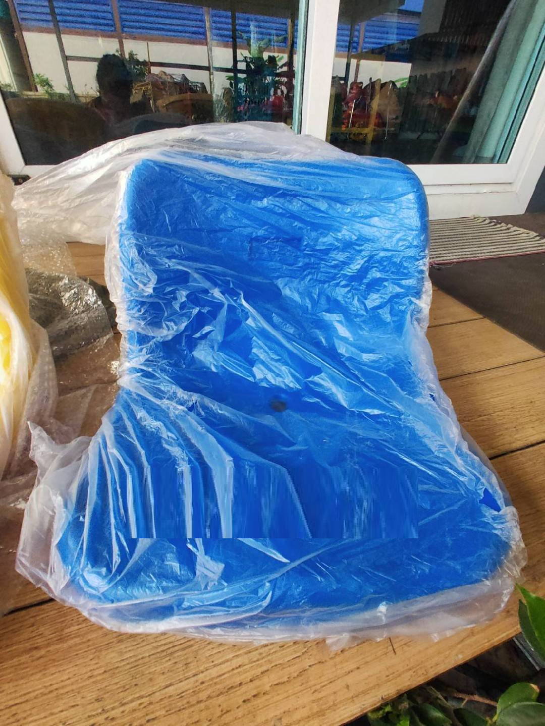 เก้าอี้อัฒจันทร์ เก้าอี้อัฒจรรย์ ที่นั่งอัฒจันทร์ , ที่นั่งเชียร์, เก้าอี้อัฒจันทร์,เก้าอี้สนามกีฬา มีหลายสี พร้อมส่งในไทย