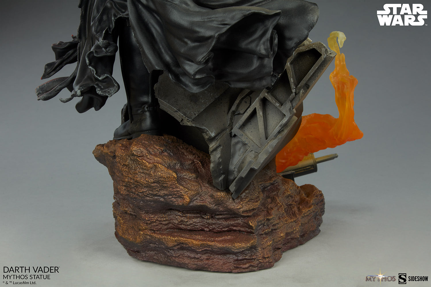 [สั่งจอง]Sideshow 200369 : Darth Vader