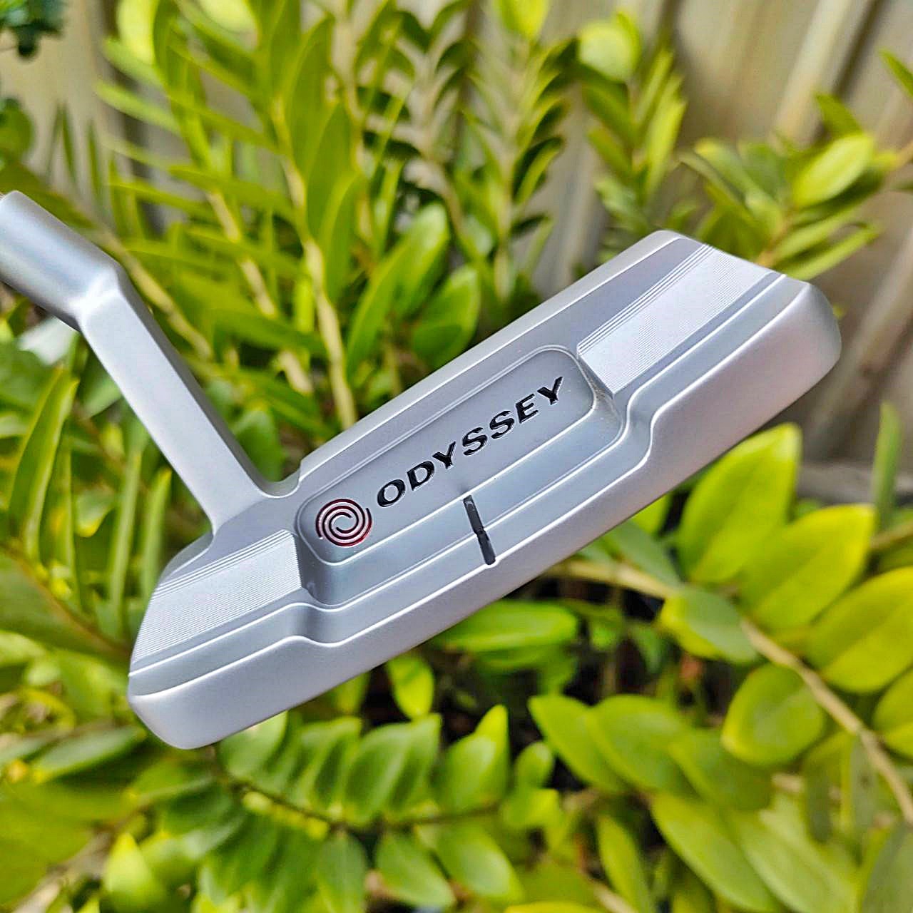 PUTTER ODYSSEY WHITE HOT OG 1WS ความยาว 34 นิ้ว สภาพสวยระดับนางฟ้า มี COVER แท้เดิมๆ ไม้กอล์ฟพรีเมี่ยมมือสอง ของแท้ By NakaraLuxurious