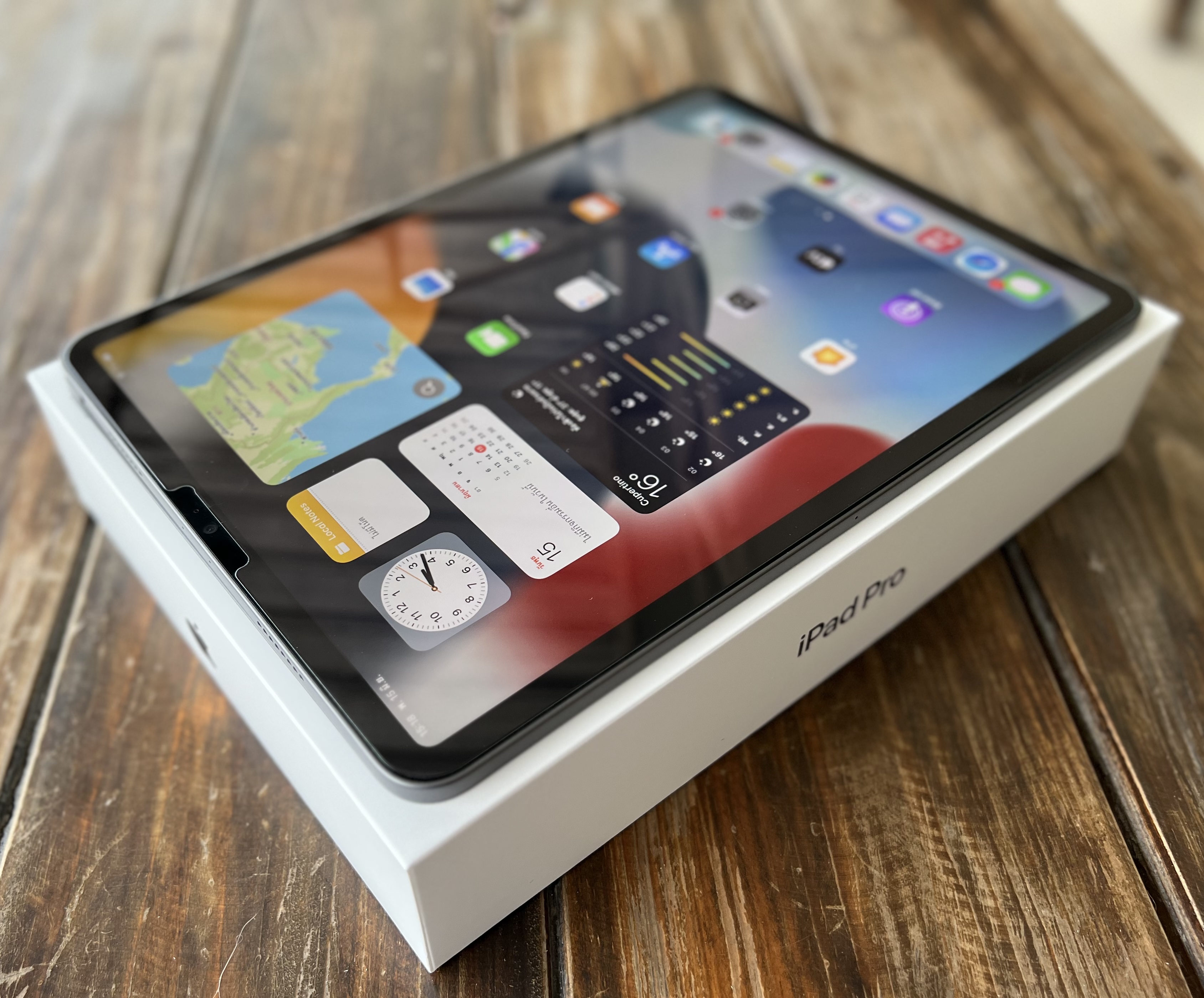 ขาย iPad Pro 11 นิ้ว wifi 256GB ชิป M1