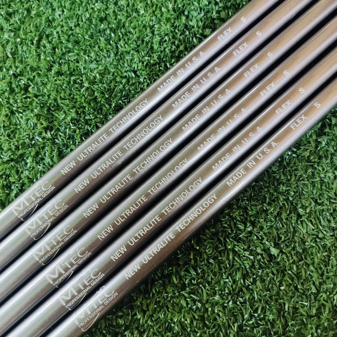 ก้านสำหรับใส่ Driver M TEC NEW ULTRALITE TECHNOLOGY MADE IN USA FLEX S ความยาวเฉพาะก้าน 45 นิ้ว ก้านใหม่มือหนึ่ง ลดล้างสต๊อค ก้านไม้กอล์ฟพรีเมี่ยมมือหนึ่ง ของแท้ By NakaraLuxurious
