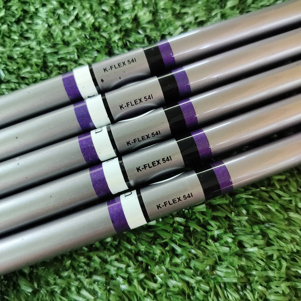 ก้านไม้กอล์ฟเด็กสำหรับใส่ชุดเหล็ก ก้าน U.S.KIDS GOLF 54" ULTRA LIGHT WT-15 ความยาวก้าน 31 นิ้ว สำหรับน้องที่มีความสูง 137-145 เซนติเมตร ก้านไม้กอล์ฟพรีเมี่ยมมือหนึ่ง ของแท้ By NakaraLuxurious