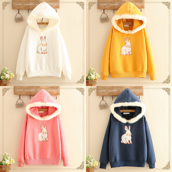 เสื้อสเวตเตอร์ฮู้ดแต่งเฟอร์แท้ ปักลายกระต่ายน้อย-12341