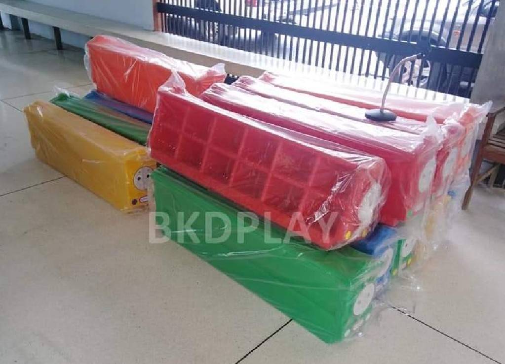 ชั้นวางรถไฟโทมัส 12 ช่อง,ชั้นวางรองเท้าเด็ก , เฟอร์นิเจอร์เด็ก, พร้อมส่ง