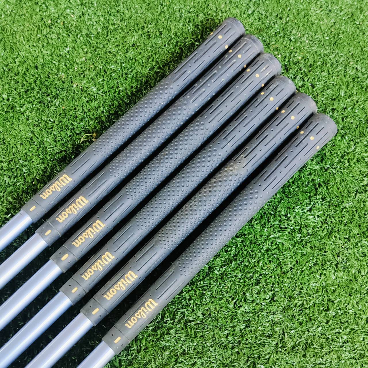 *** ไม้กอล์ฟผู้หญิง *** ชุดเหล็ก WILSON Palcess FL สภาพสวย เดิมๆทุกอย่าง ไม้กอล์ฟพรีเมี่ยมมือสอง ของแท้ By NakaraLuxurious