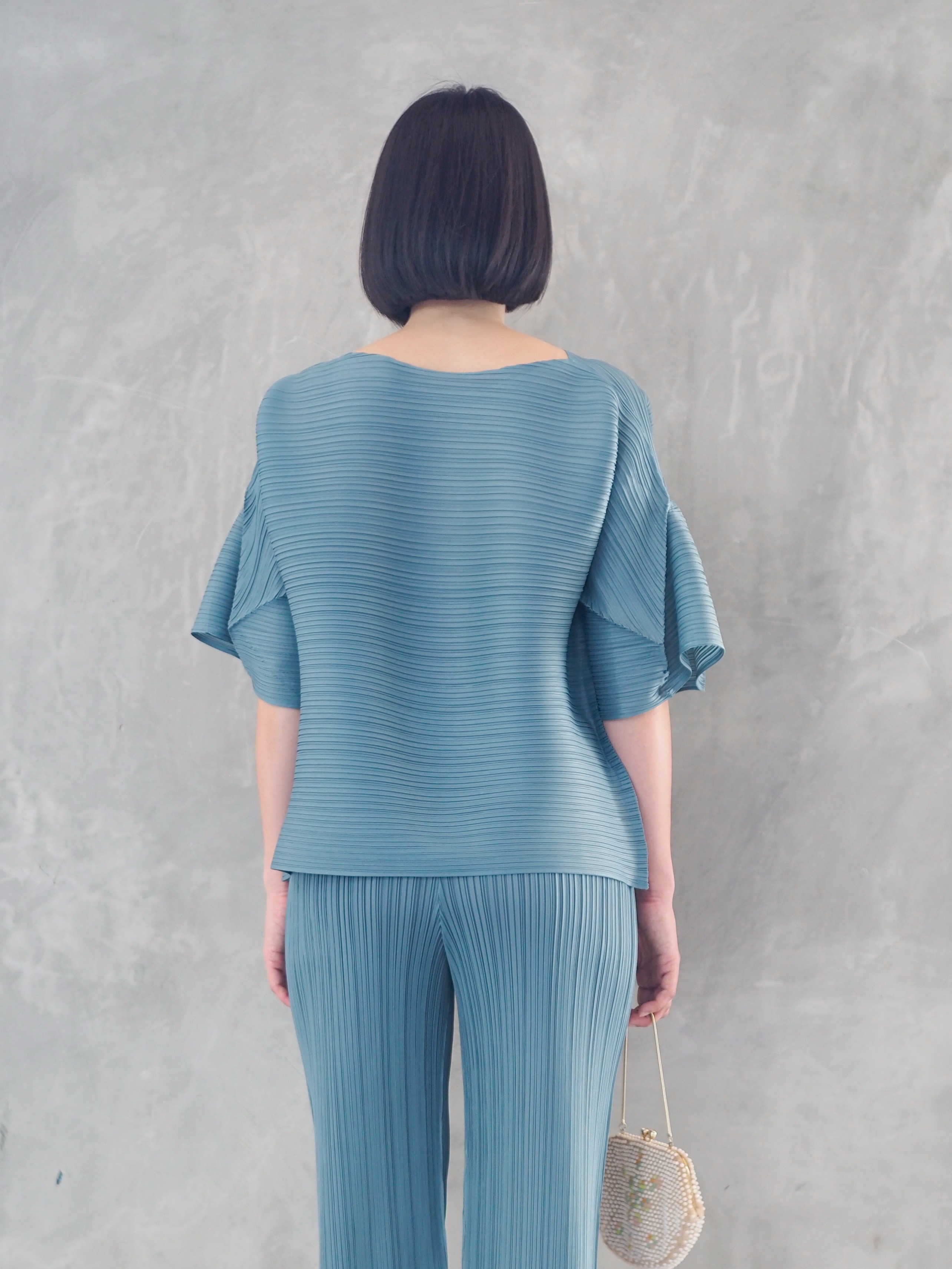 2MUAY รุ่น GJO9319-9 เสื้อพลีทคุณภาพ FLARE SLEEVE PLEATED TOP 7 สี FREE SIZE
