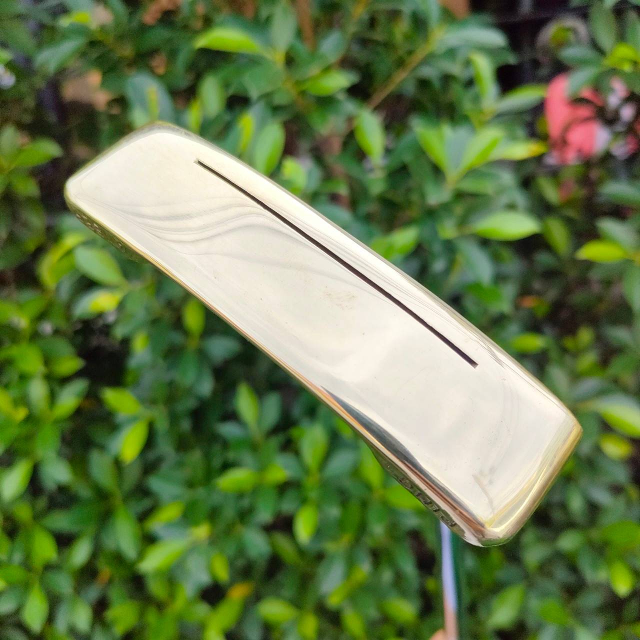PUTTER PING ANSER รุ่นยอดนิยมสูงสุด เป็นต้นแบบมาจนถึงปัจจุบัน วัสดุทองเหลืองแบบแท้ๆ เงา สวยมากๆ หรูหรามาก ความยาว 35 นิ้ว