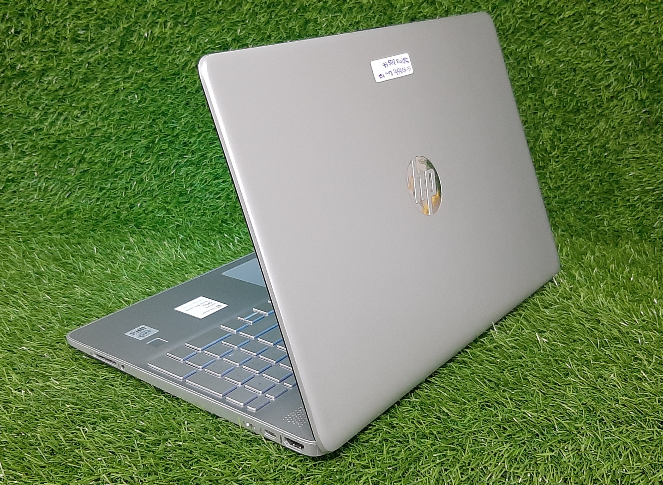 โน๊ตบุ๊คมือสอง ประกันร้าน 1 เดือน HP 15s-fq1129TU (i5-1035G1 Ram8GB SSD M.2 512GB) พร้อม Adapter ฟรี!!! กระเป๋า