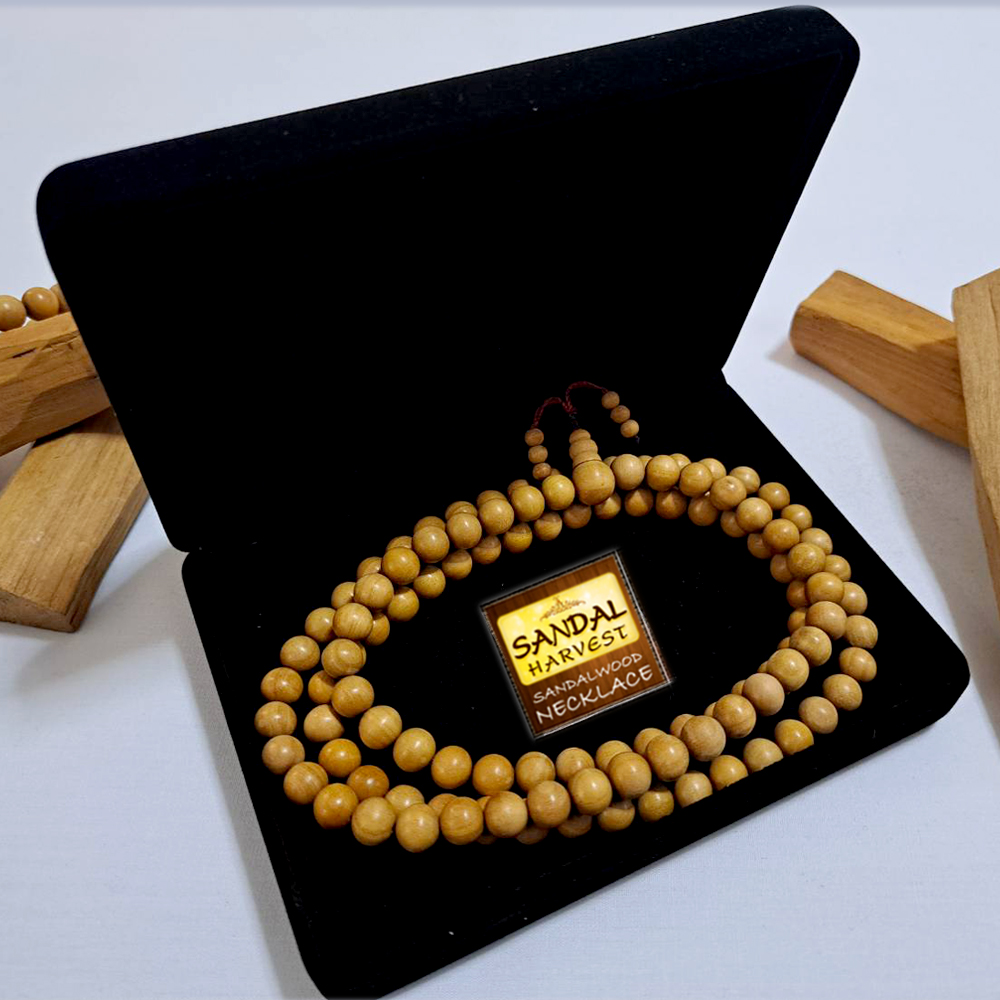 สร้อยคอ ไม้จันทน์หอมแท้ 100% จากอินเดีย (108 เม็ด) ในกล่องกำมะหยี่ สวยหรู งานทำมือ ละเอียด ปราณีต ทุกเม็ด ไม่มีน้ำหอม ไม่ทำสี