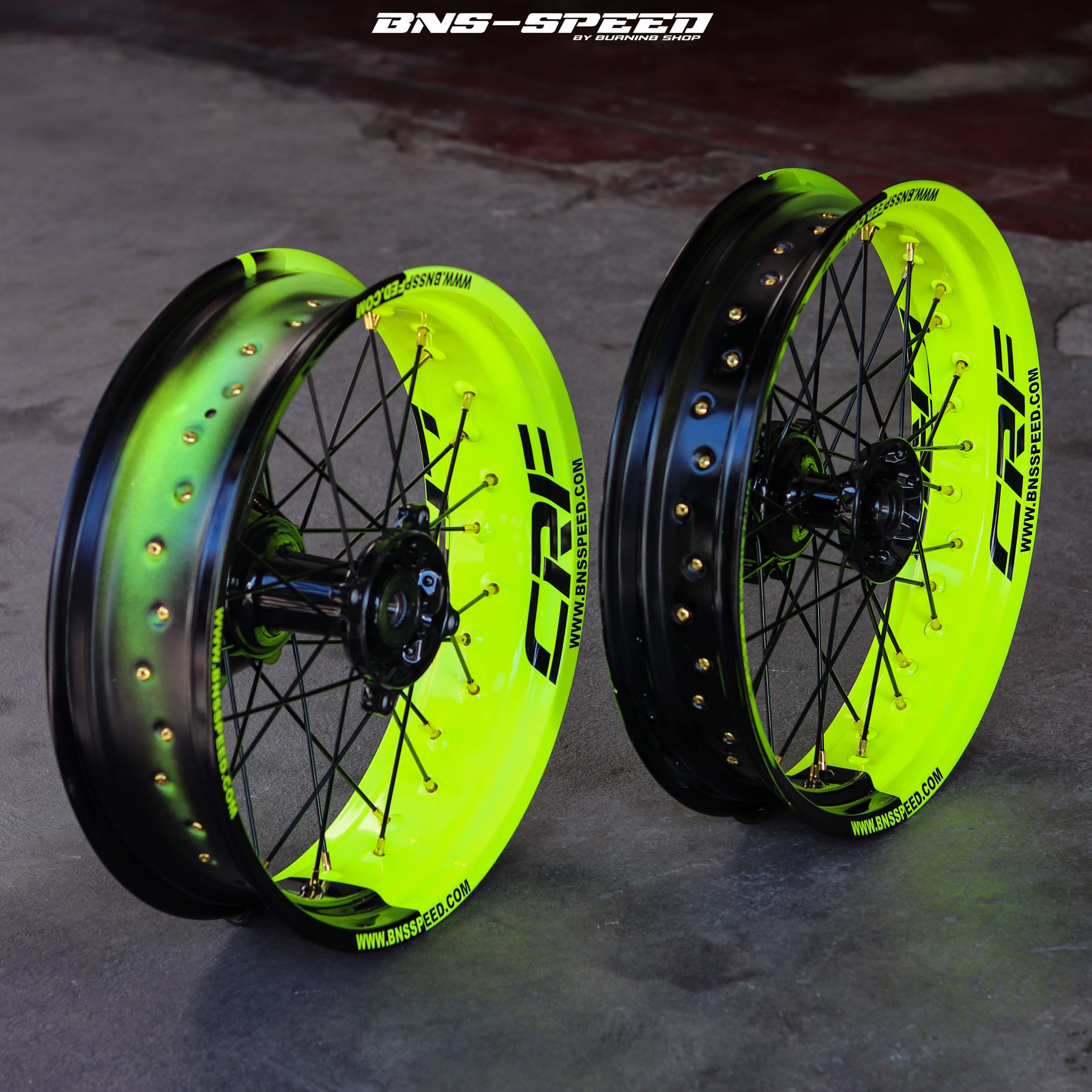 ชุดล้อโมตาด CRF250/300 ขอบสีดำตัดเหลืองนีออน