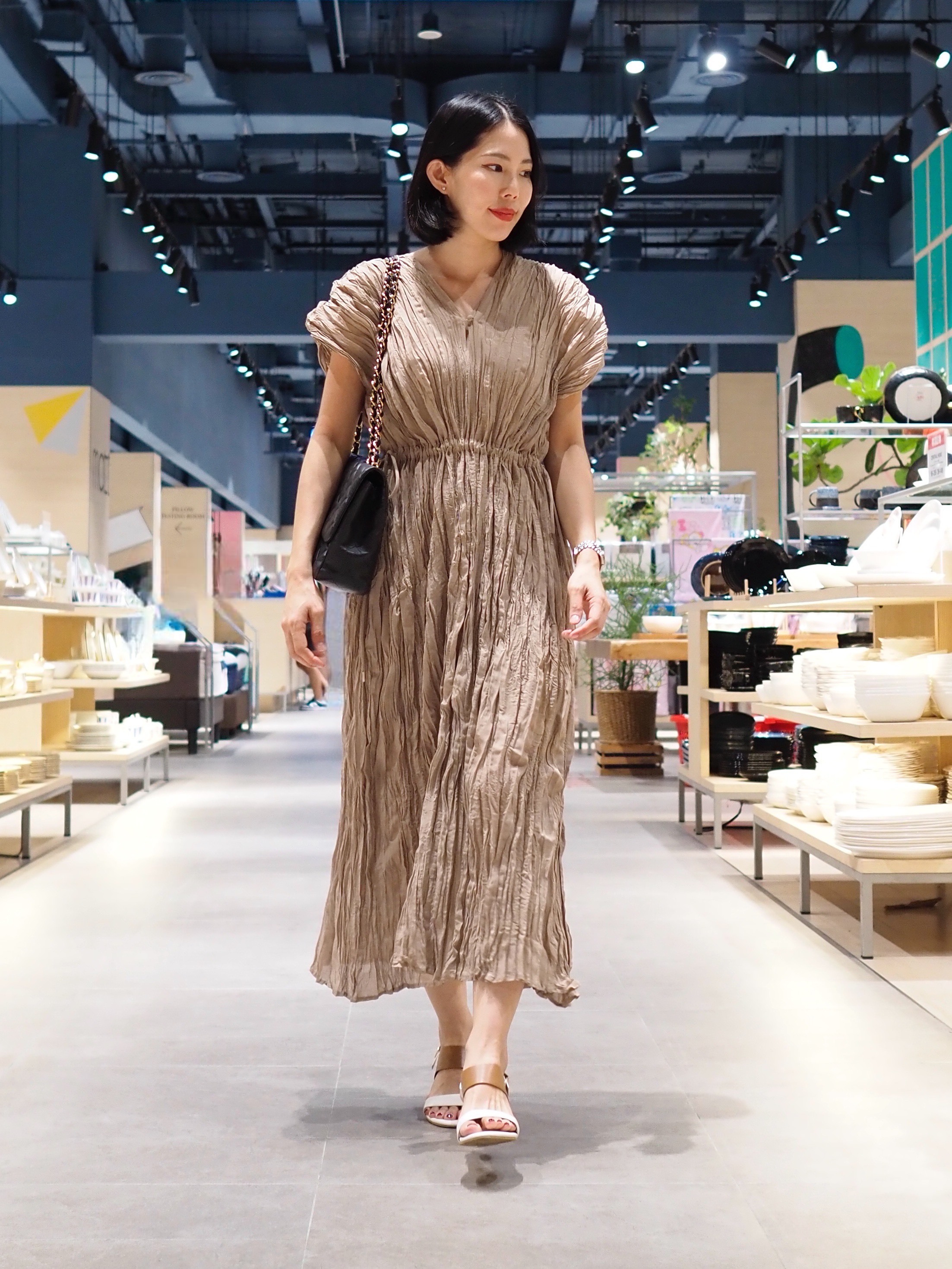 ปรับราคาลง20%!! 2MUAY รุ่น GJO3558 เดรสพลีทคุณภาพ V NECK WAIST TIE PLEATED DRESS 6 สี FREE SIZE