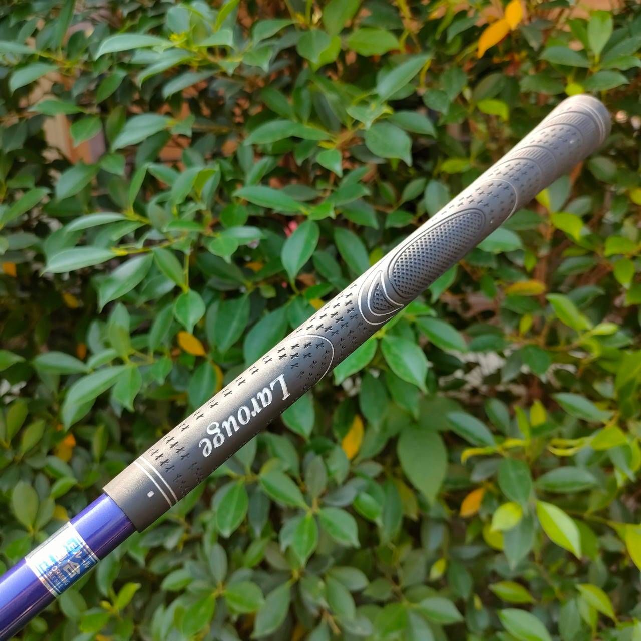 FULLSET LAROUGE FORGED ทั้งชุดประกอบด้วย หัวไม้ 1 ,4 ,7 ก้าน LAROUGE FLEX SR