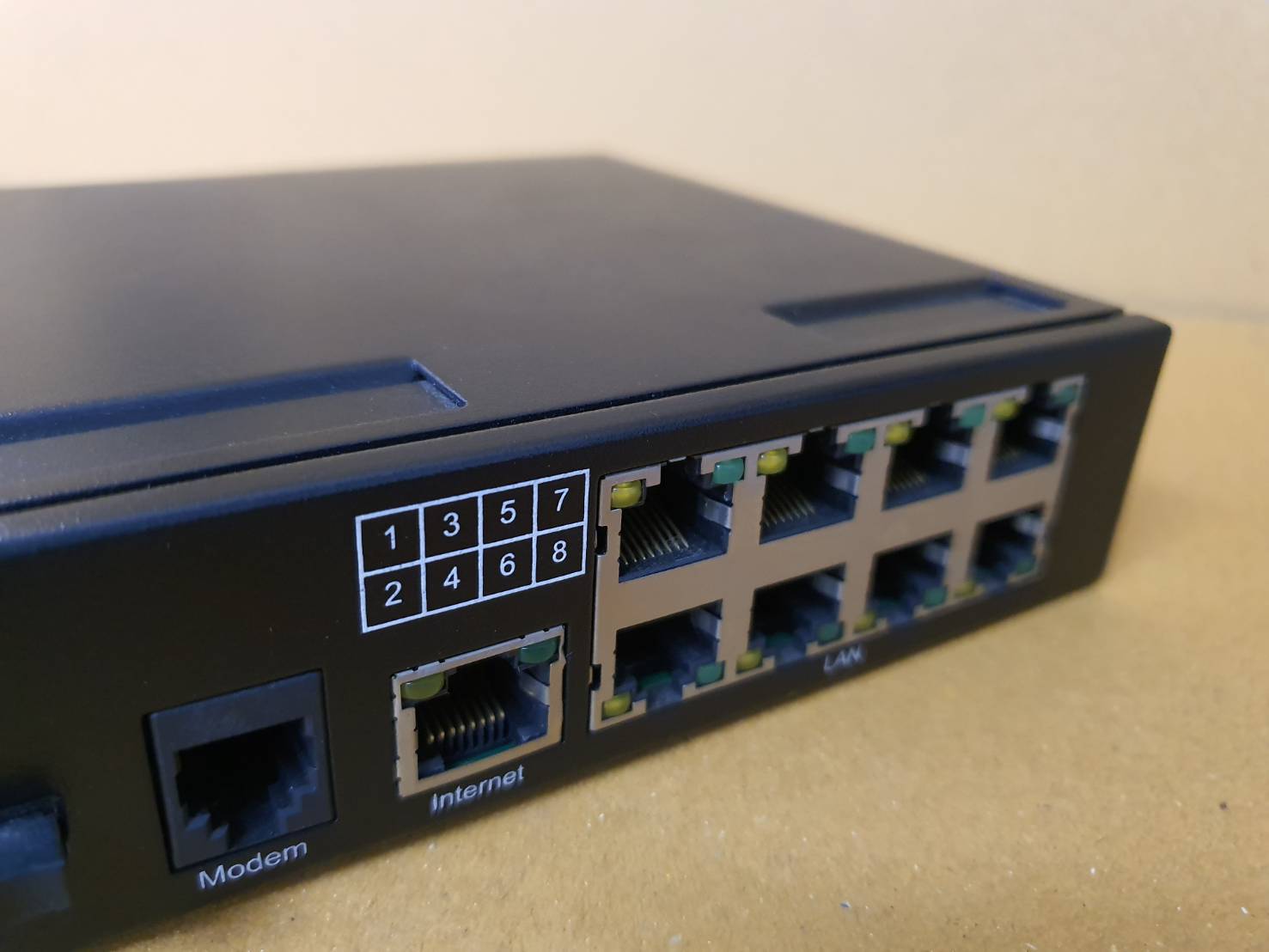 SG 8100 Secure Computing Firewall VPN