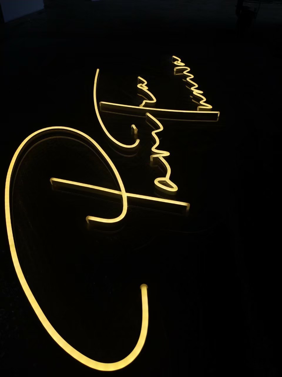 ป้ายไฟนีออน