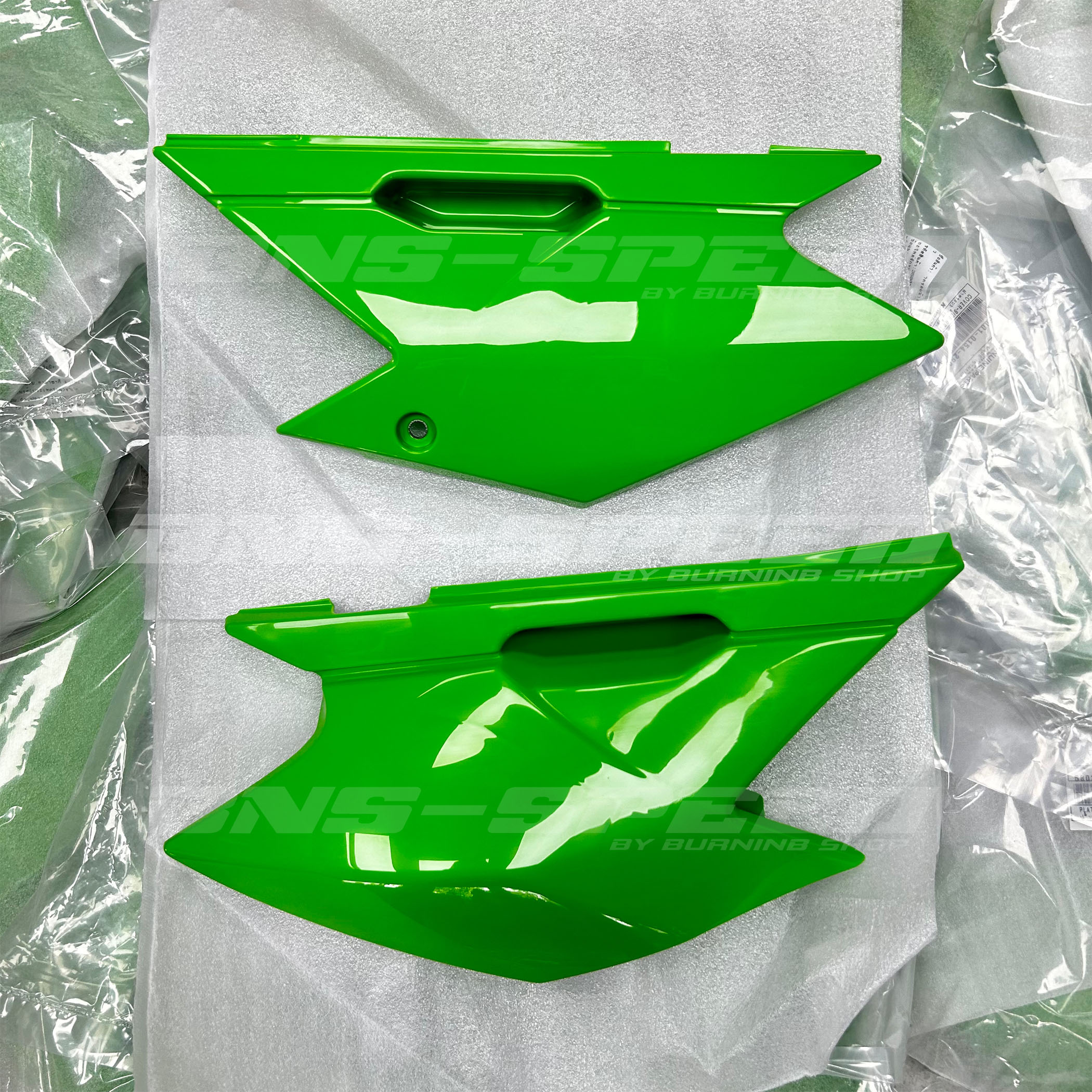 ป้ายเบอร์หลังแท้ศูนย์ Kawasaki KLX140RL 2024 (ซ้าย/ขวา)