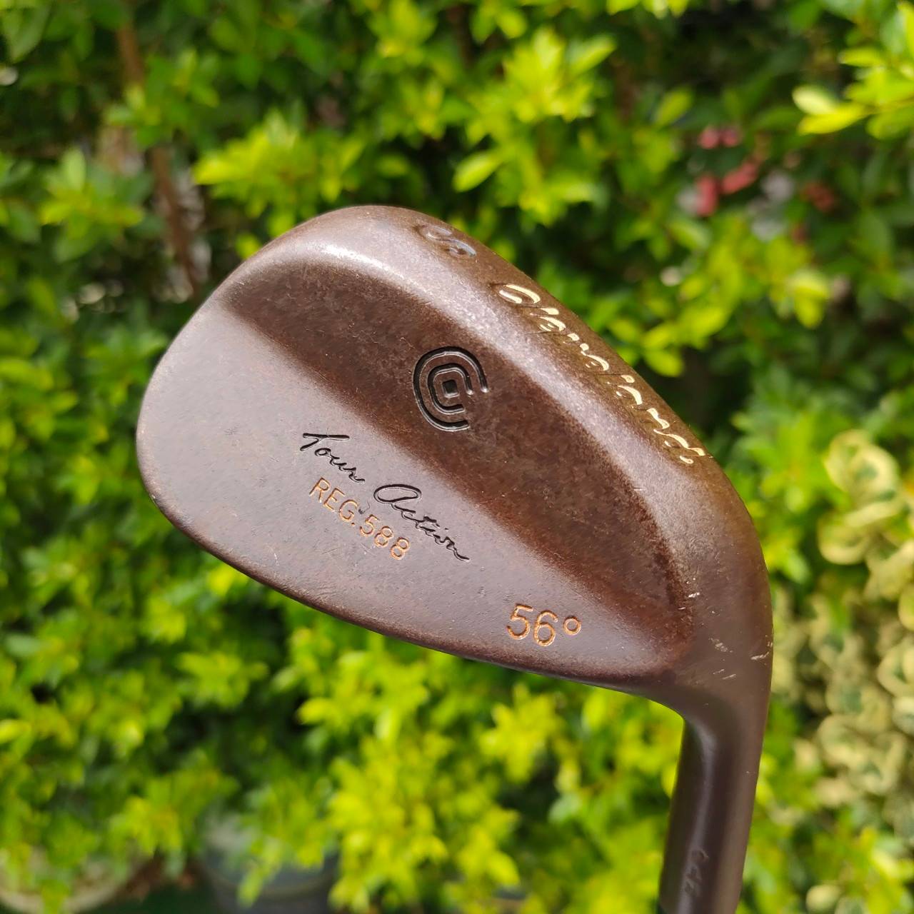 WEDGE CLEVELAND REG 588 องศา 56 ก้าน DYNAMIC GOLD FLEX WEDGE ก้านสำหรับ WEDGE โดยตรง WEDGE รุ่น 588 คือรุ่นที่ดีที่สุดของ Cleveland!!! ไม้กอล์ฟมือสอง ของแท้ BY NakaraLuxurious