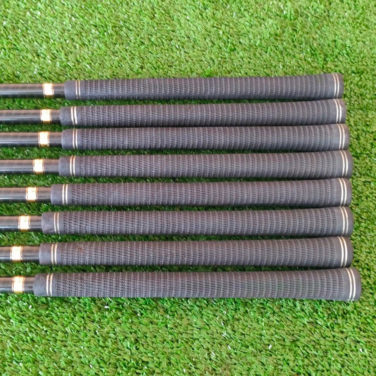 ชุดเหล็ก YONEX CARBONIAON มีเหล็ก 3-10 เคฟล่าทั้งชิ้น ก้าน VORTICAL FLEX R