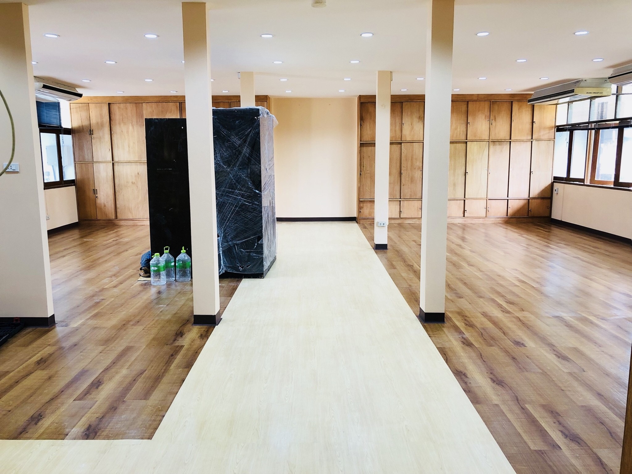 งานปรับปรุง กองทัพเรือ หน่วยโยธาทหารเรือ (กพ.ชย.ทร.).