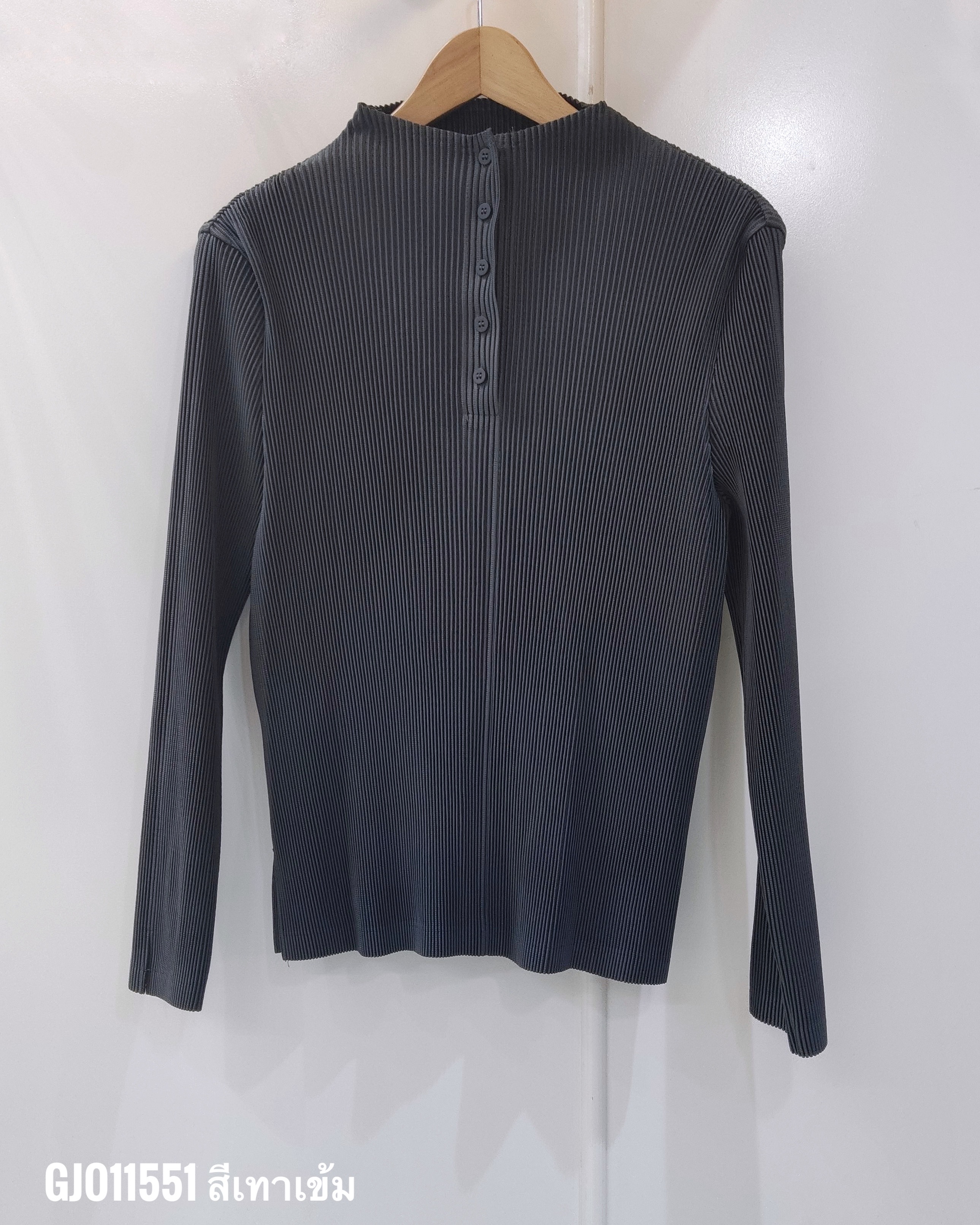 2MUAY รุ่น GJO11551 เสื้ออัดพลีท THICK HIGH NECK BUTTON FRONT PLEATED TOP 8 สี FREE SIZE