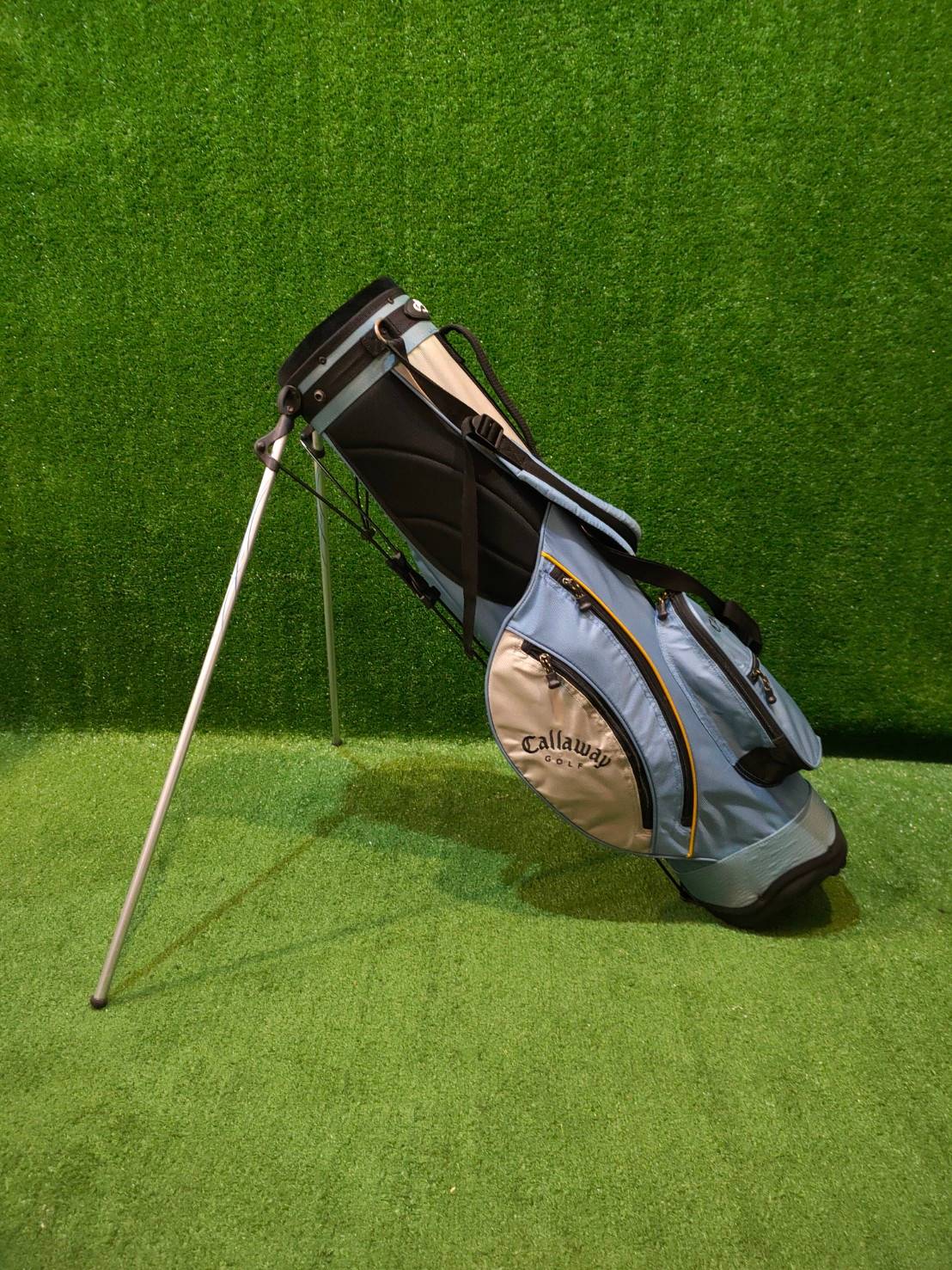 ถุงกอล์ฟ ขาตั้ง Callaway มือสองครับ สภาพเดิมๆสวยเลยครับ